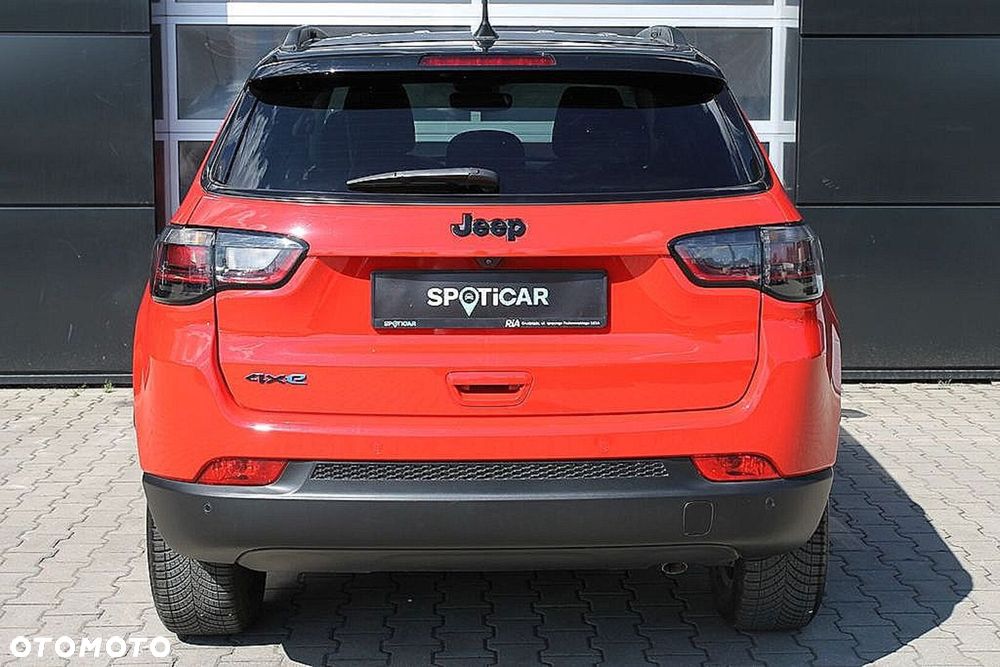 Jeep Compass 1.3 T4 PHEV 4xe Upland S&S - 13
