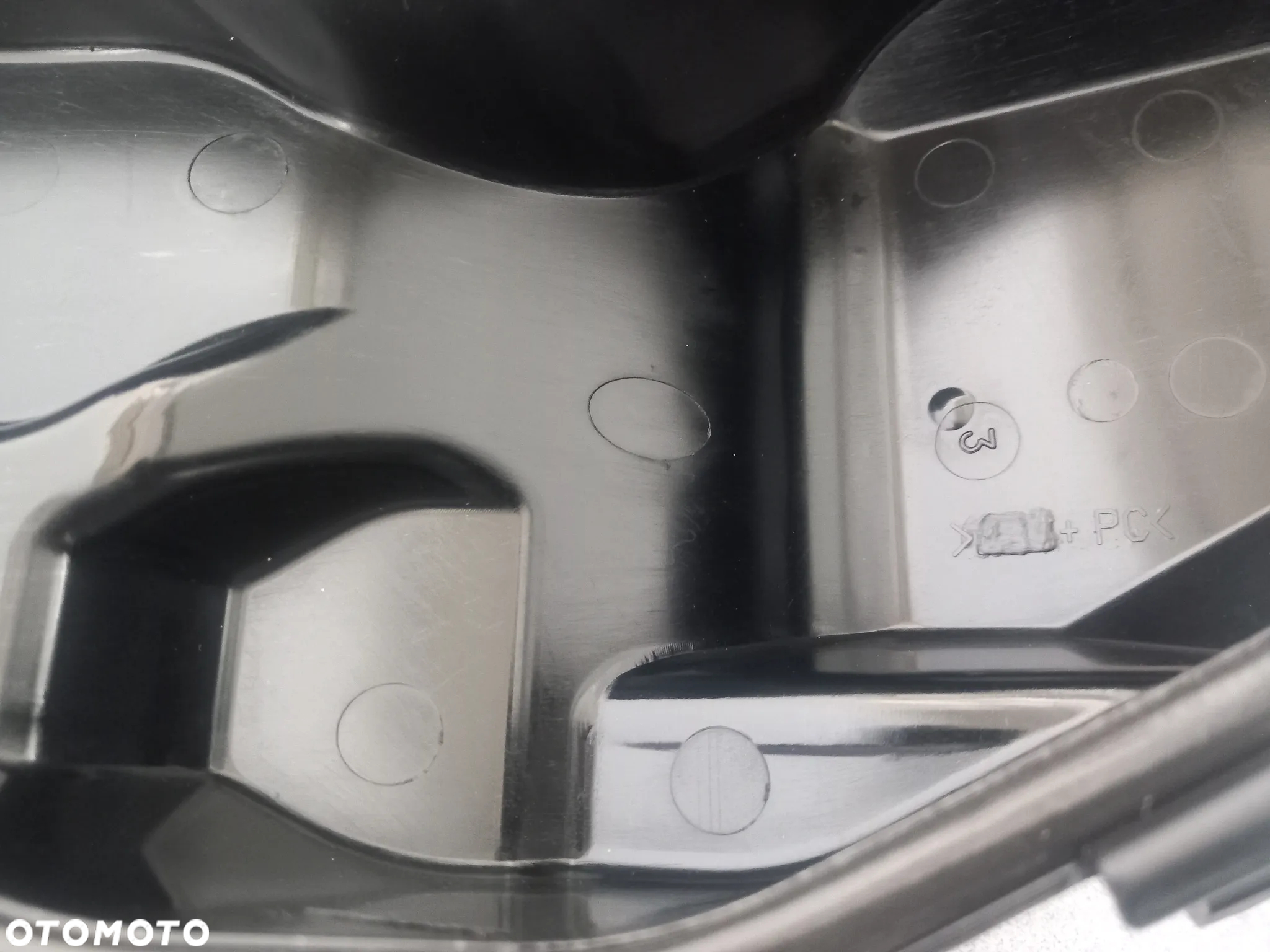 Pokrywa reflektora lewego Ford Focus 1324266 - 7
