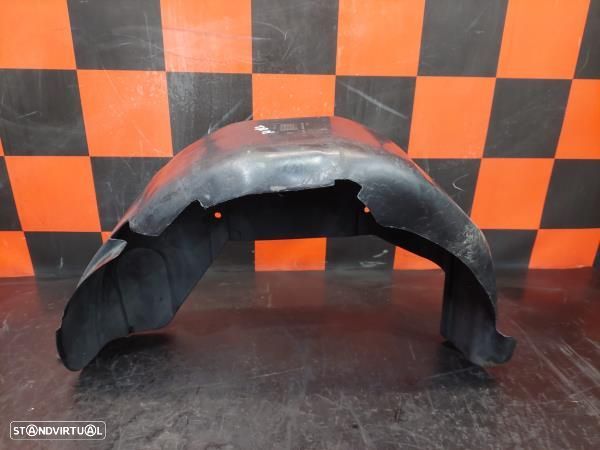 Cave De Roda Trás Direita Citroën Berlingo / Berlingo First Caixa (M_) - 1