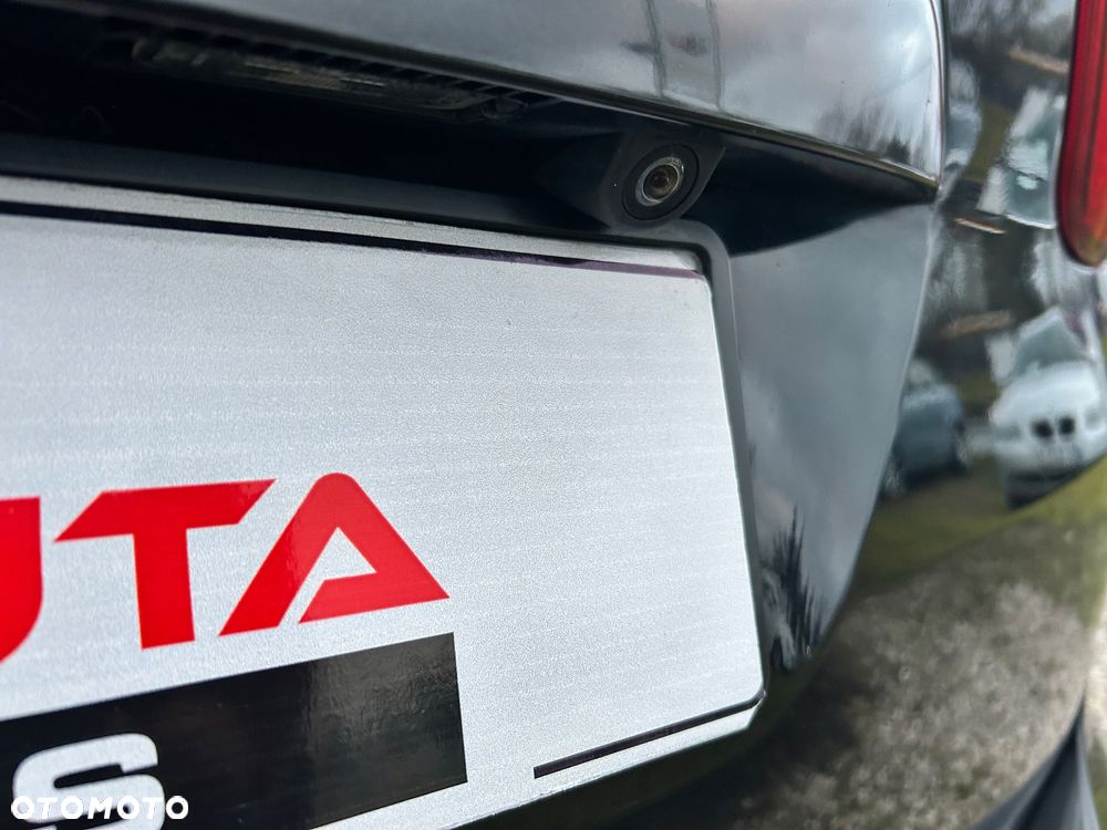 Ford C-MAX 2.0 TDCi Champions Edition - 25