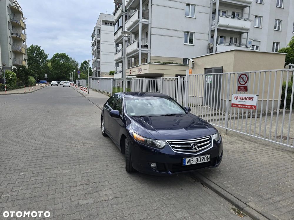 Honda Accord 2.0 Elegance - 2