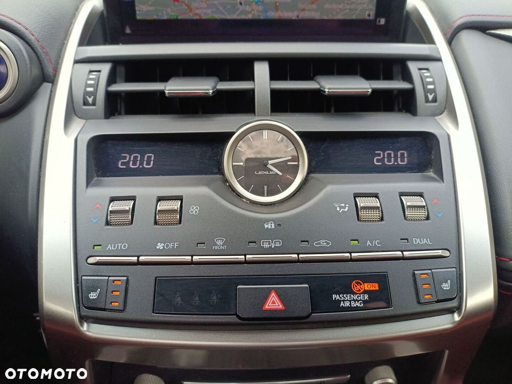 Lexus NX 300h F Sport AWD - 30