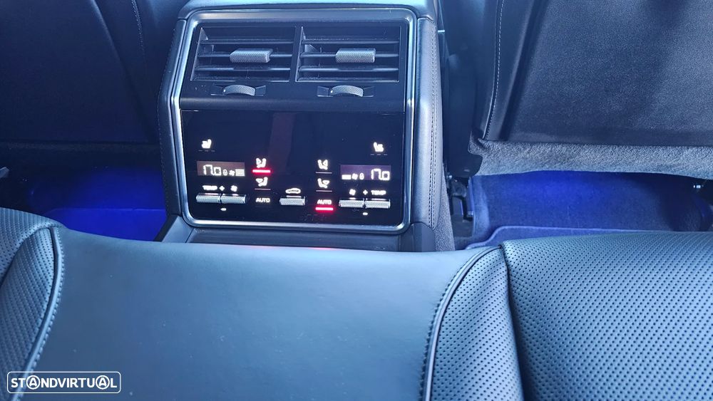 Porsche Panamera Sport Turismo - 17