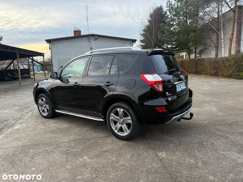 Toyota RAV4 2.2 D-CAT Premium - 6