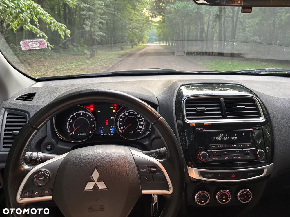 Mitsubishi ASX 1.6 Blue Sky Edition - 15