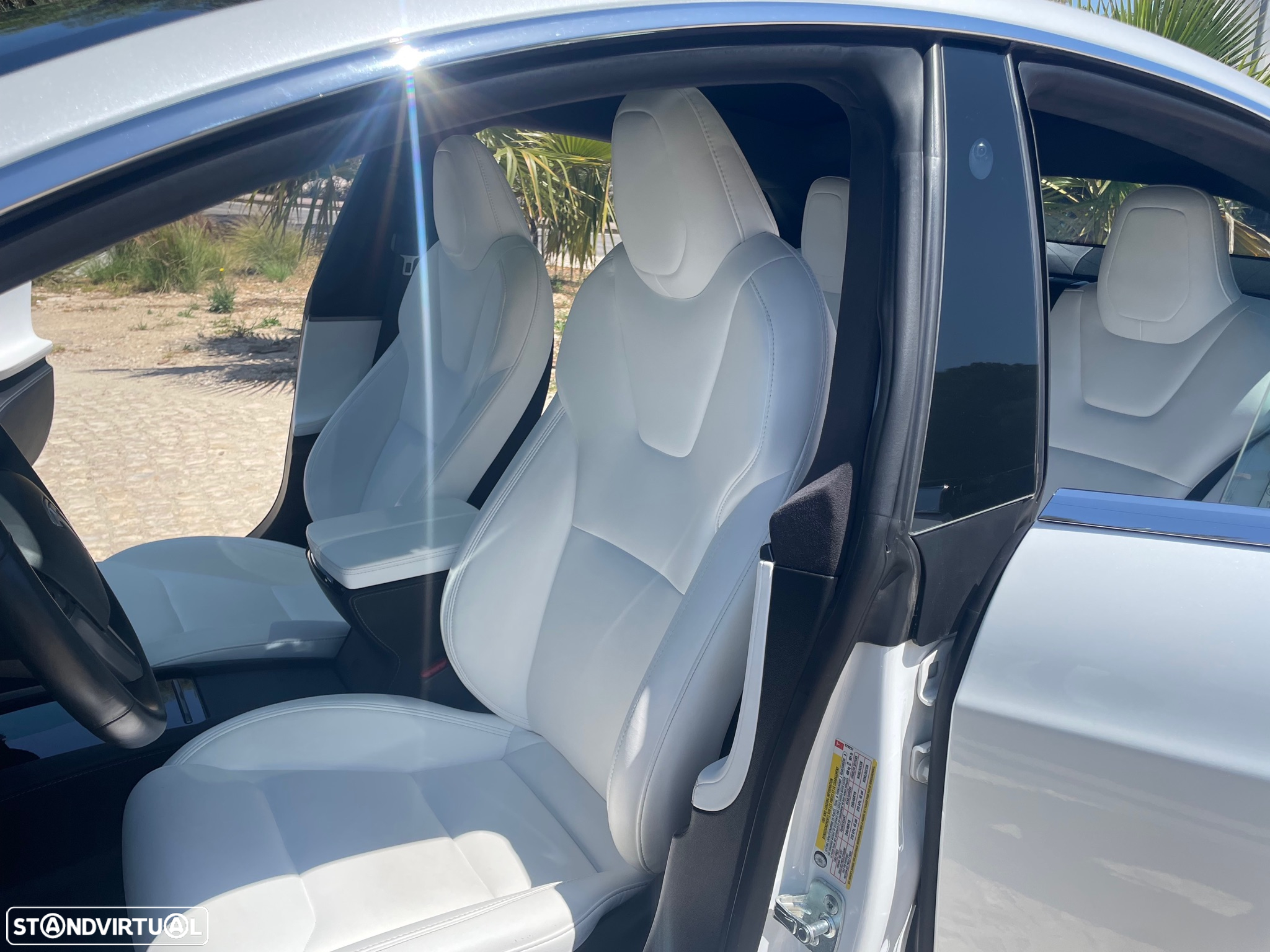 Tesla Model S Long Range - 10
