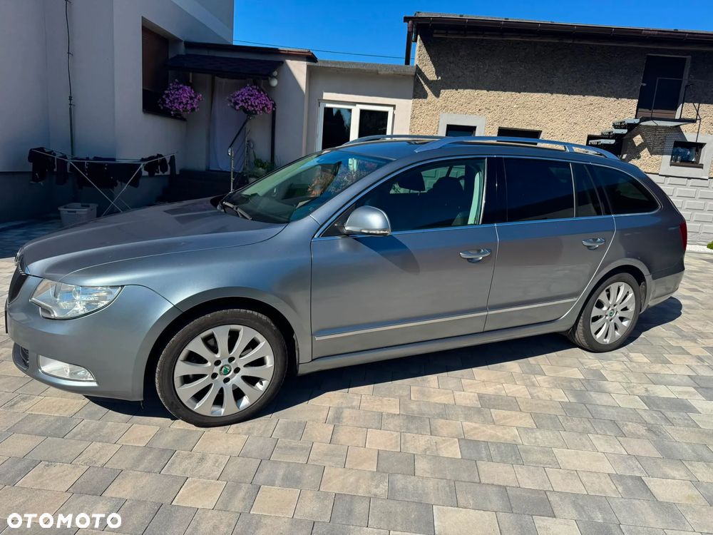 Skoda Superb 2.0 TDI Elegance - 3