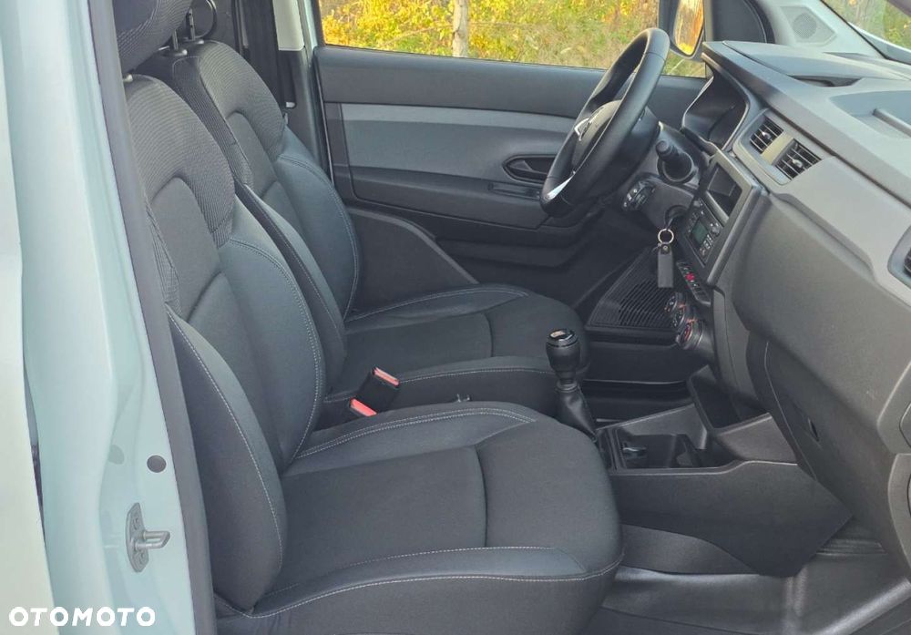 Renault Express Van - 23