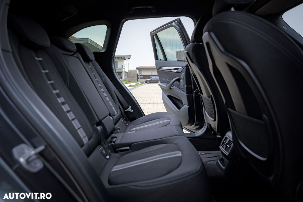 BMW X1 xDrive20d AT - 9