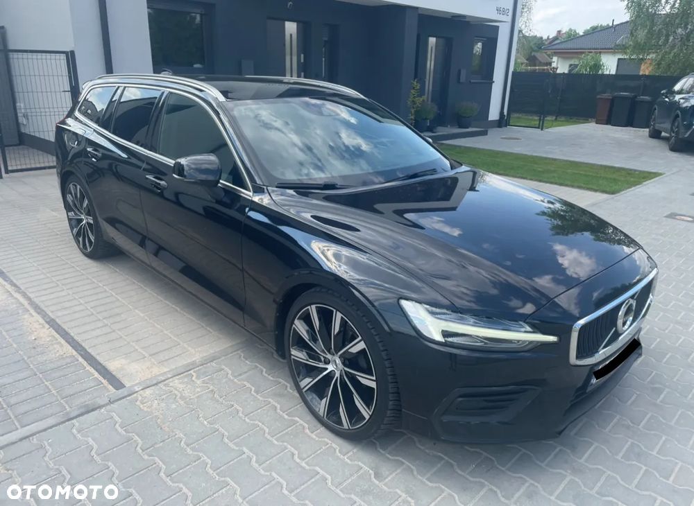 Volvo V60 D3 Geartronic Momentum Pro - 1