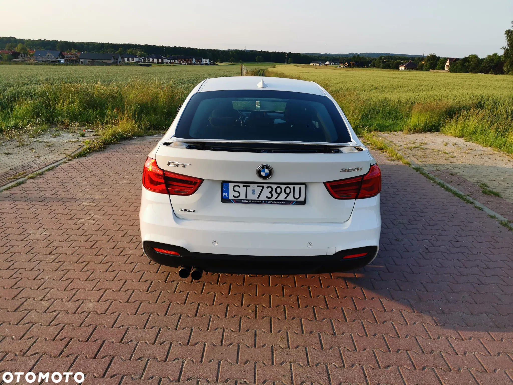 BMW 3GT 320i xDrive M Sport - 10