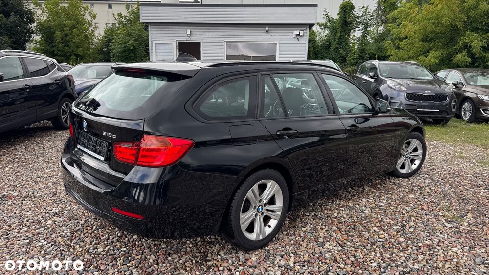 BMW Seria 3 318d Sport Line - 15