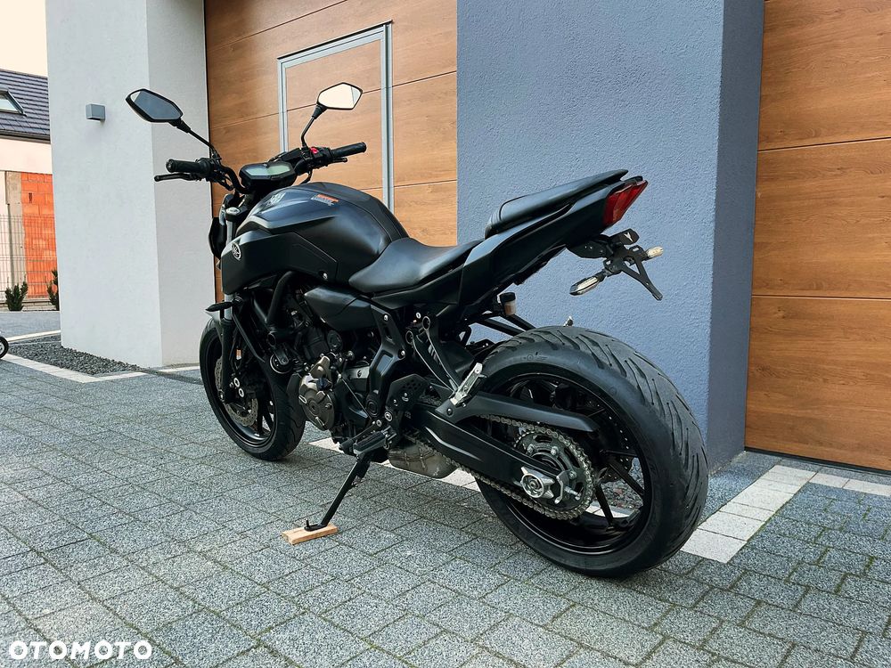 Yamaha MT - 6