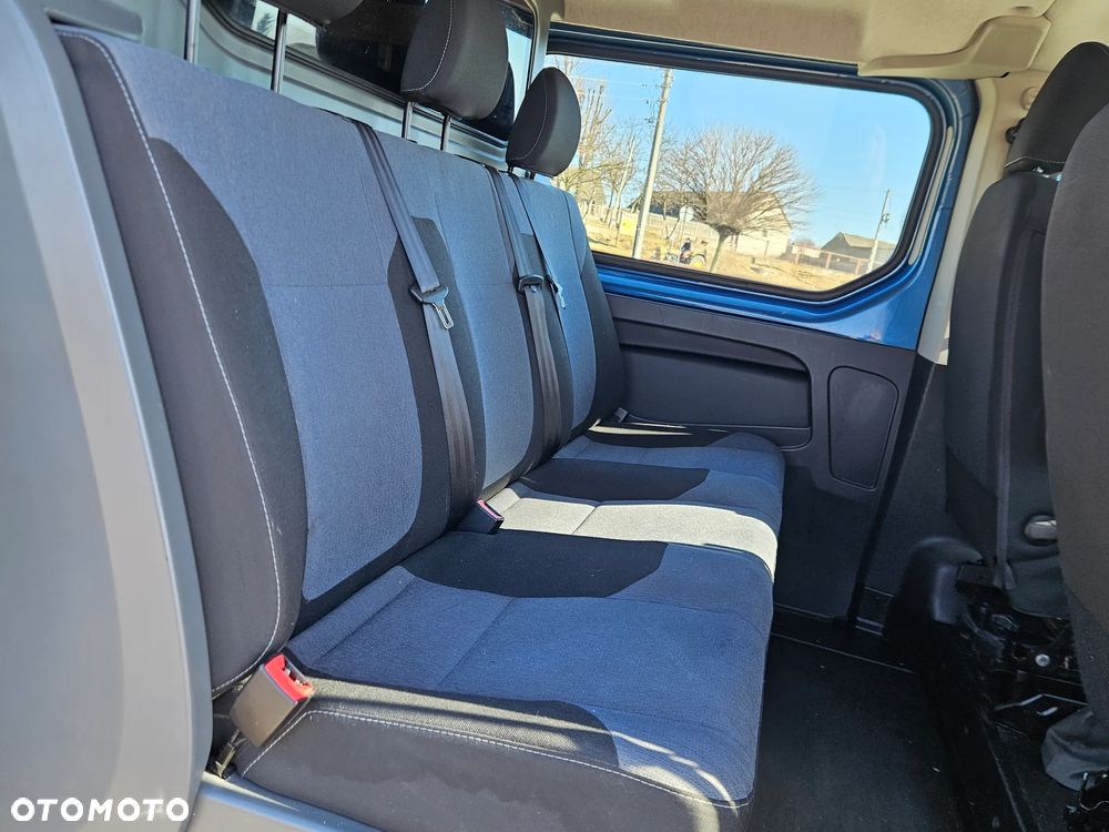 Opel Vivaro L2-long 5 osób , Brygadówka - 13