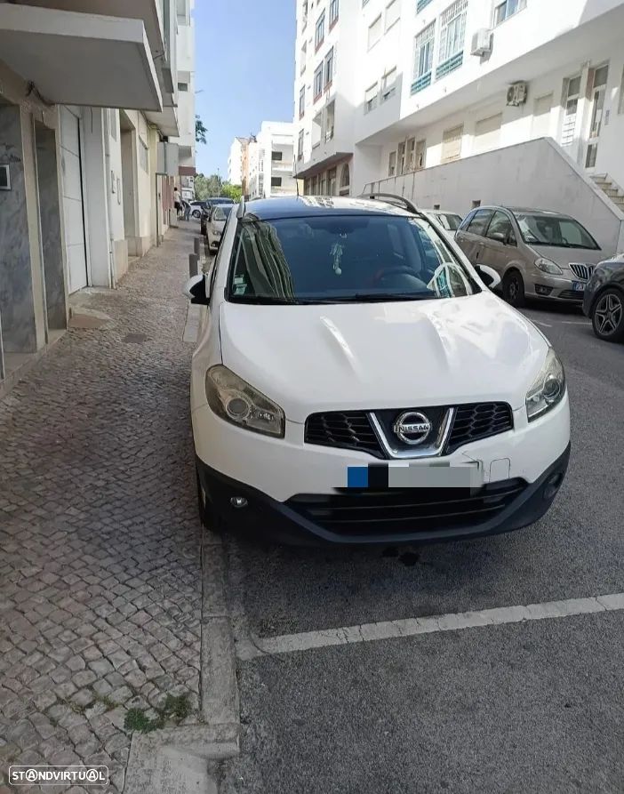 Nissan Qashqai - 1