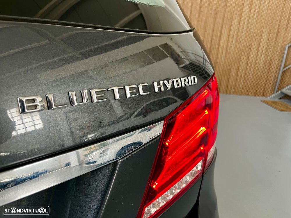 Mercedes-Benz E 300 Bluetec Hybrid Elegance - 23