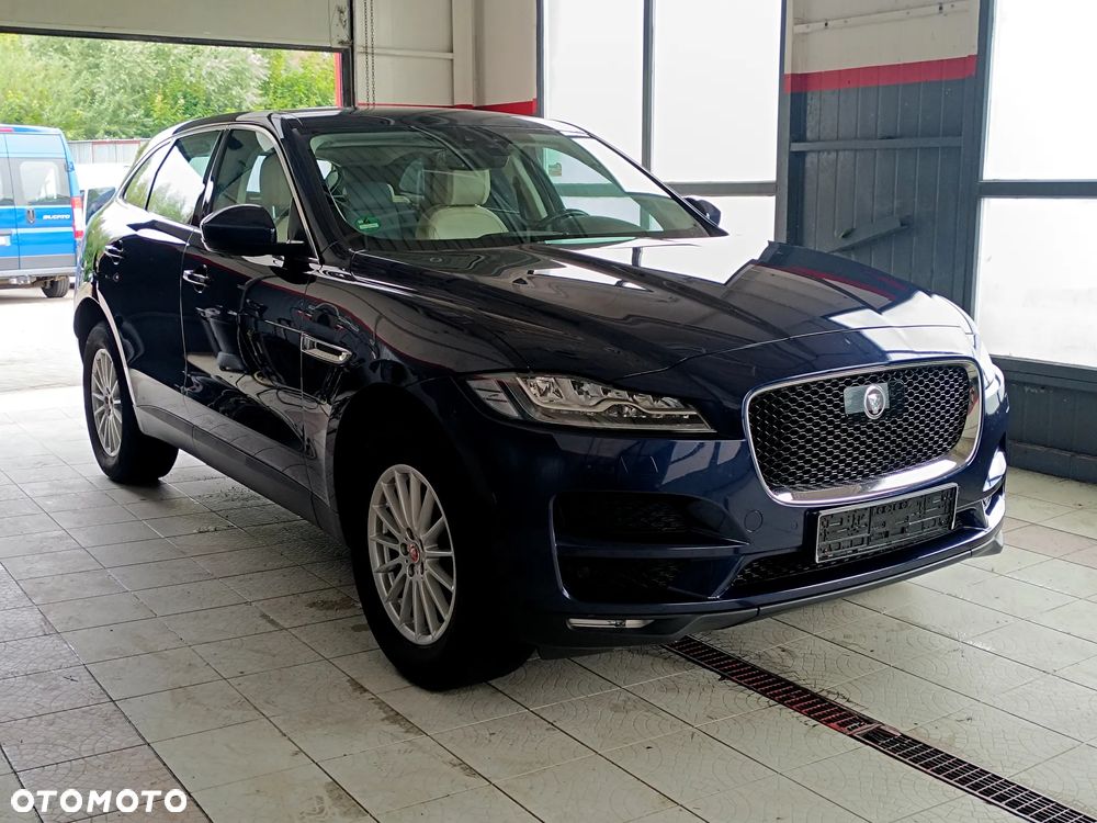 Jaguar F-Pace 2.0 i4D AWD Prestige - 3