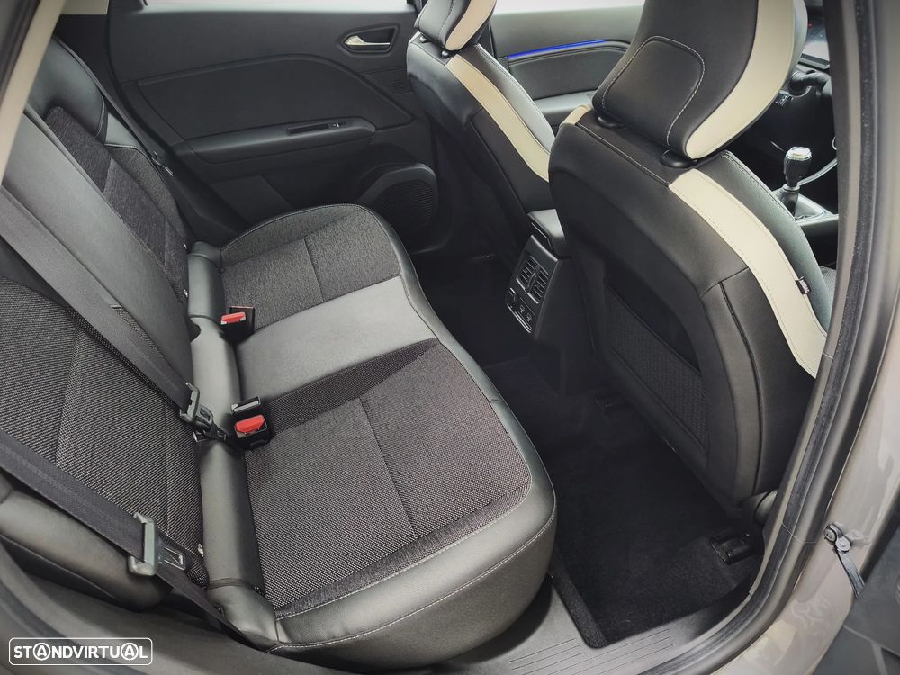 Renault Captur 1.0 TCe Techno Bi-Fuel - 8