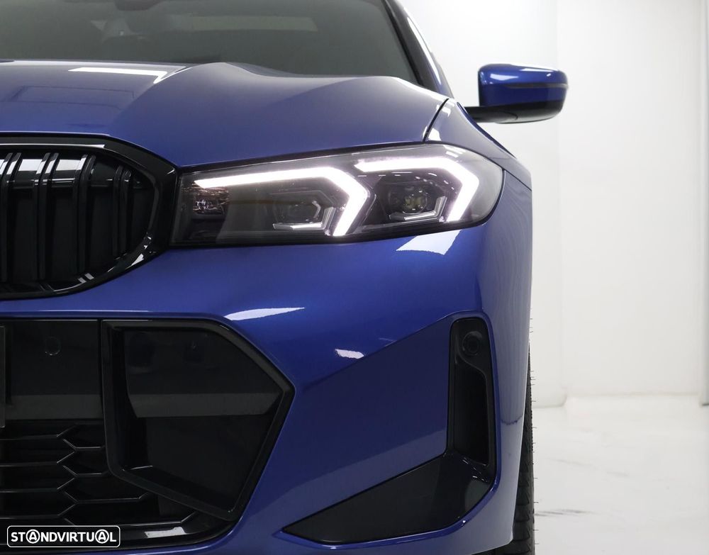 BMW 330 e Touring Pack Desportivo M Pro Auto - 8