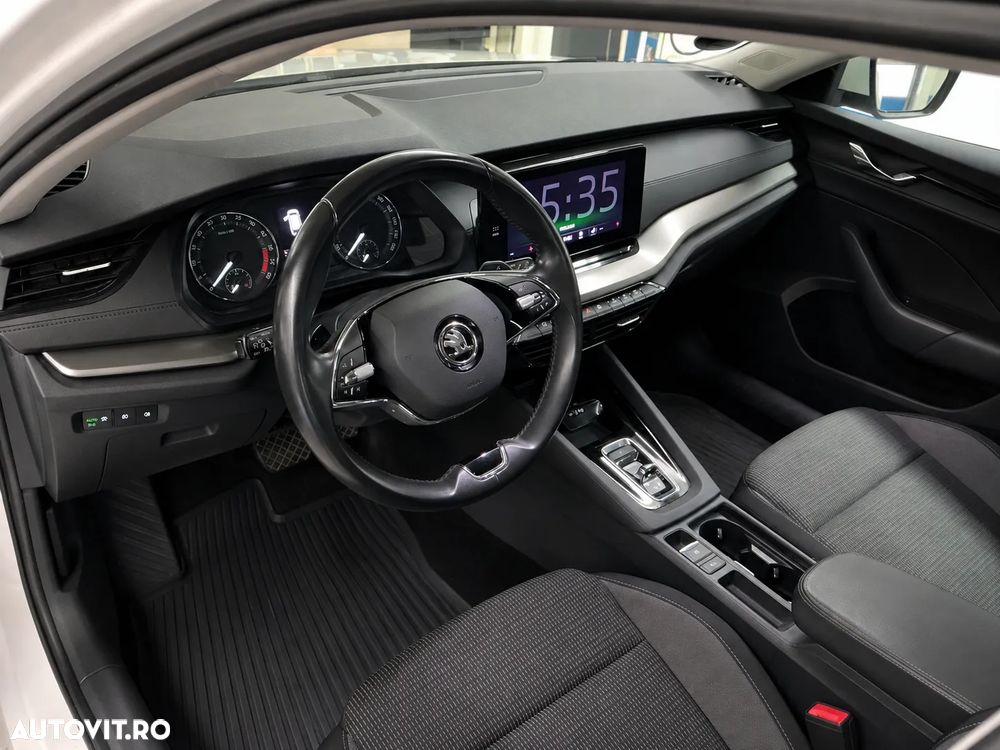 Skoda Octavia 2.0 TDI DSG Edition Plus - 6