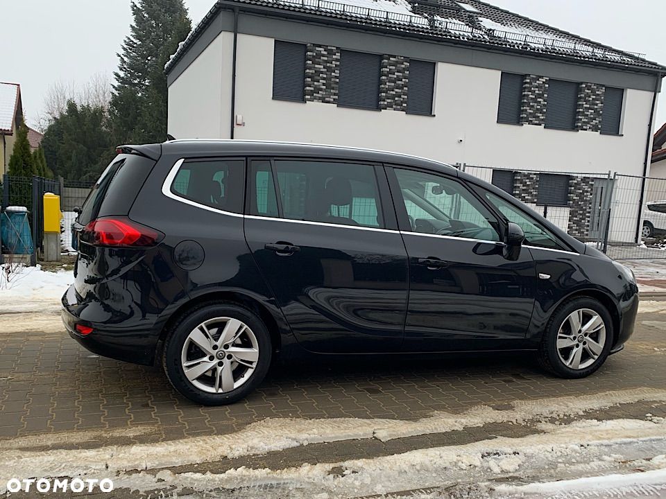 Opel Zafira - 16