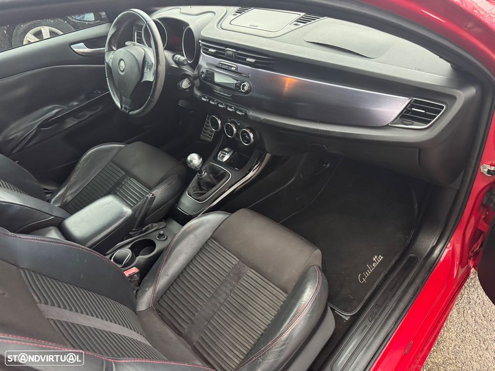 Alfa Romeo Giulietta 1.6 JTDM Distinctive - 25