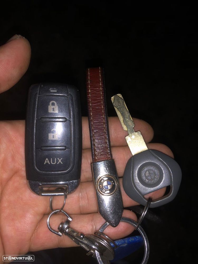 BMW 318 tds Touring Exclusive - 6