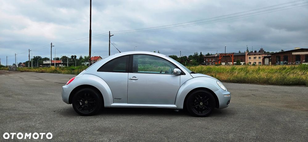 Volkswagen New Beetle 1.9 TDI DPF Freestyle - 10
