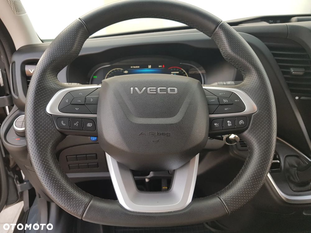 Iveco 35S210 Hi-Matic - 25