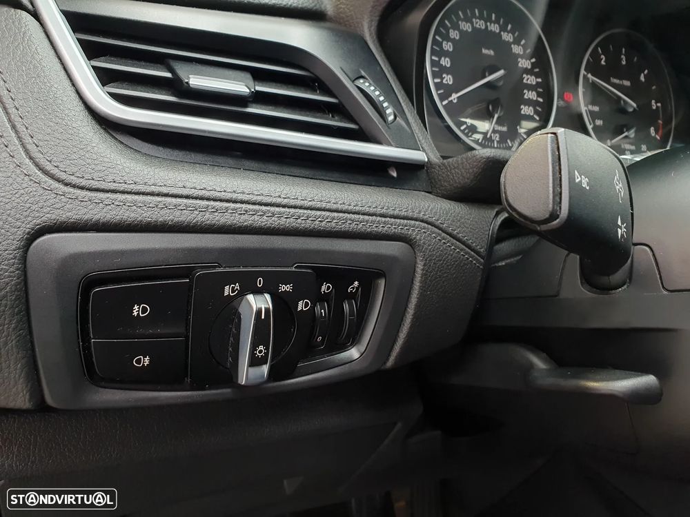 BMW 216 Active Tourer d Line Sport - 14