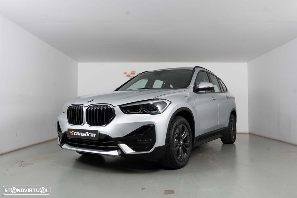 BMW X1 25 e xDrive Corporate Edition - 9