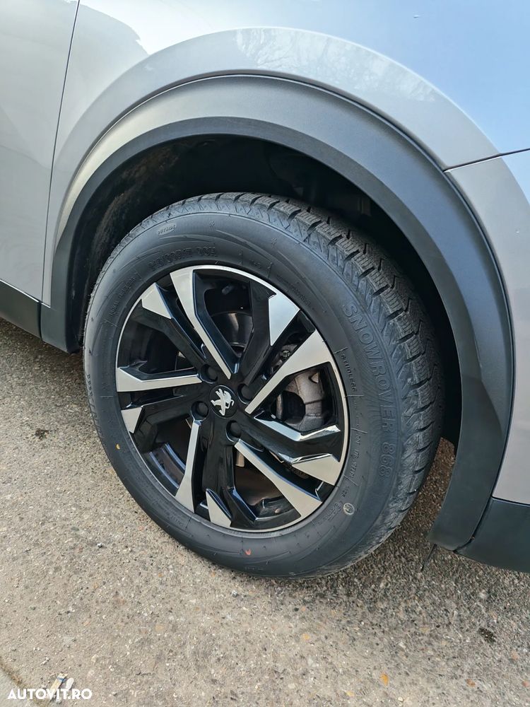 Peugeot 2008 BlueHDi 130 EAT8 Allure - 22