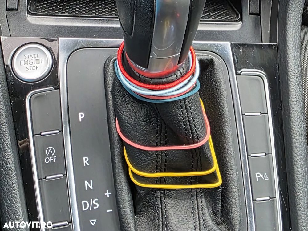 Volkswagen Golf - 20