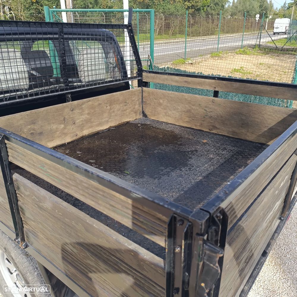 Mazda B2500 4x4 Cab. Dupla Cx. Madeira - 13