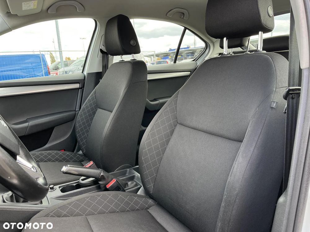 Skoda Octavia 1.4 TSI Active - 11