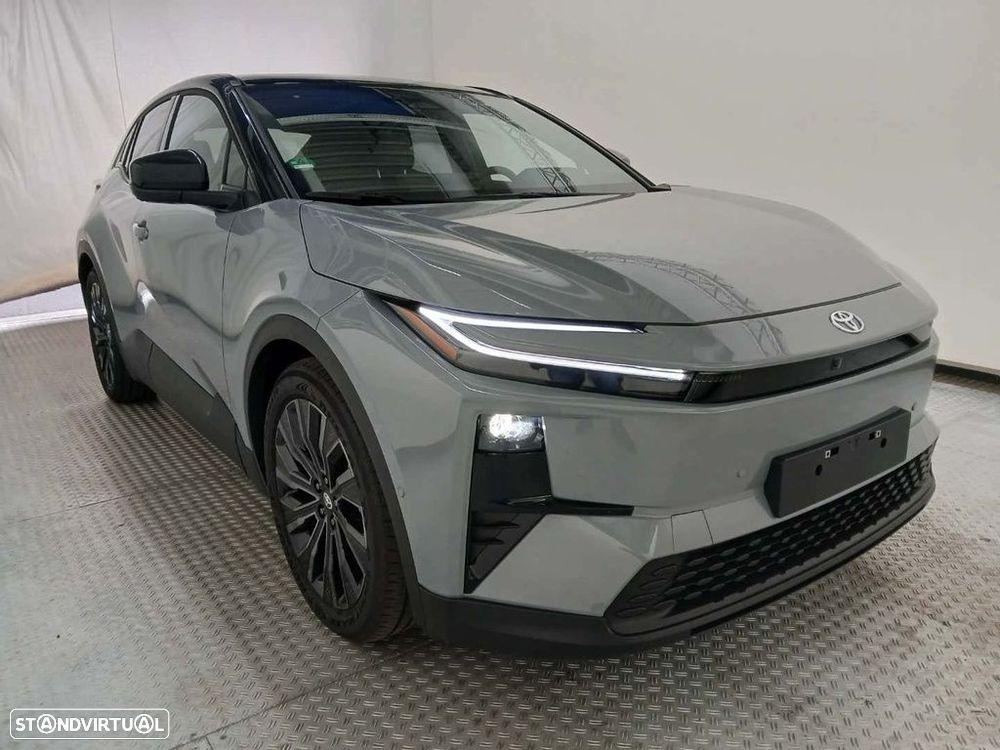 Toyota C-HR+ 77kWh AWD Lounge - 2