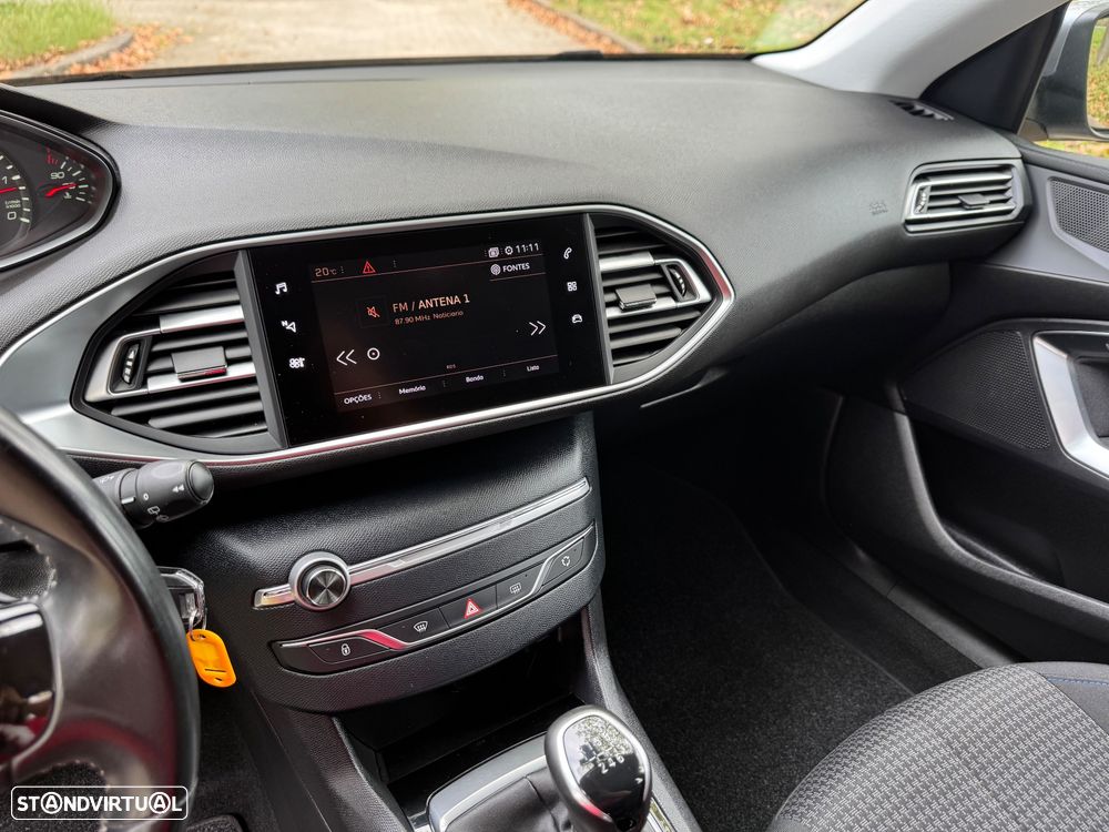 Peugeot 308 SW 1.5 BlueHDi Style - 27
