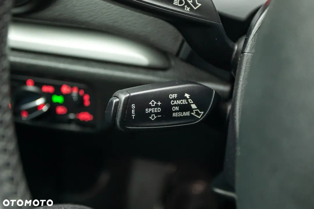 Audi A3 1.6 TDI S tronic - 25
