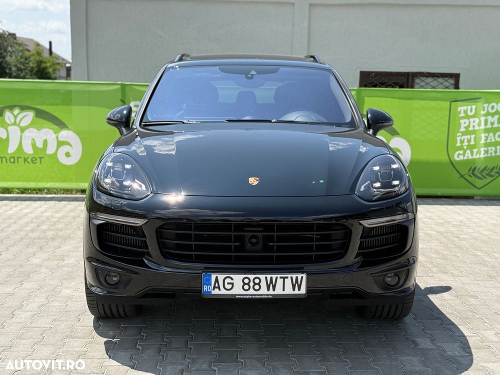 Porsche Cayenne 4.2 L S - 2