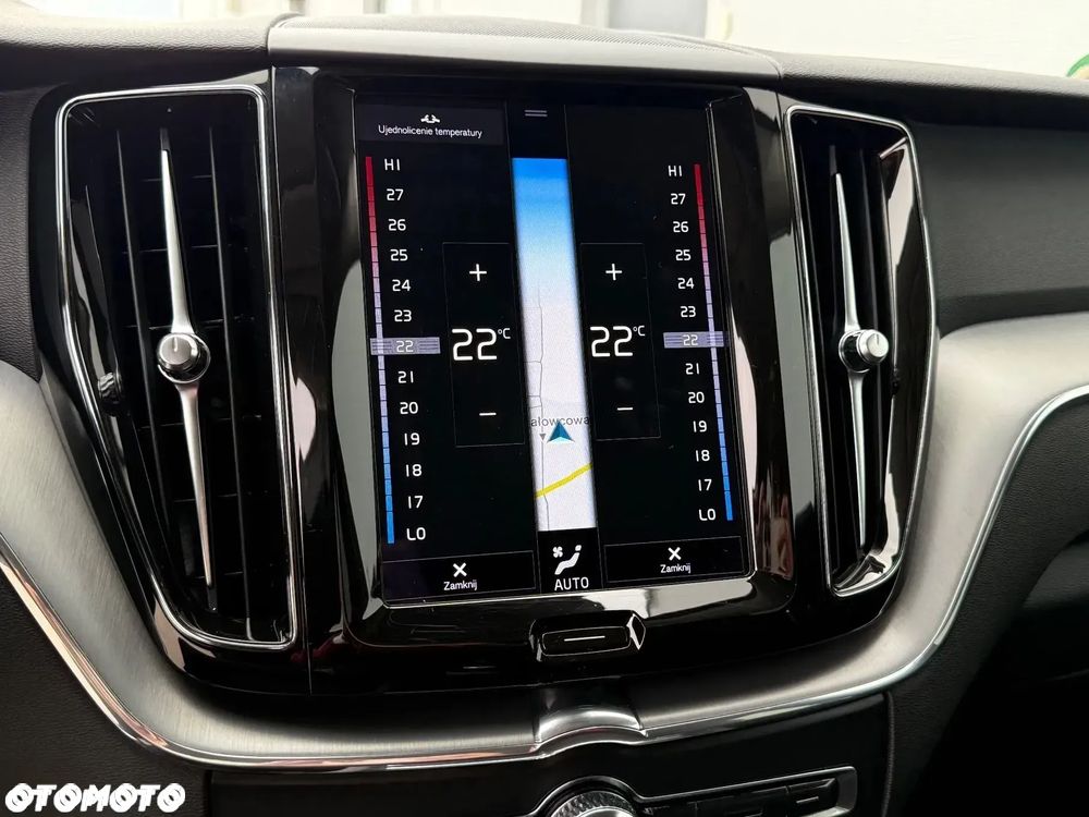 Volvo XC 60 B4 B Geartronic Momentum Pro - 13