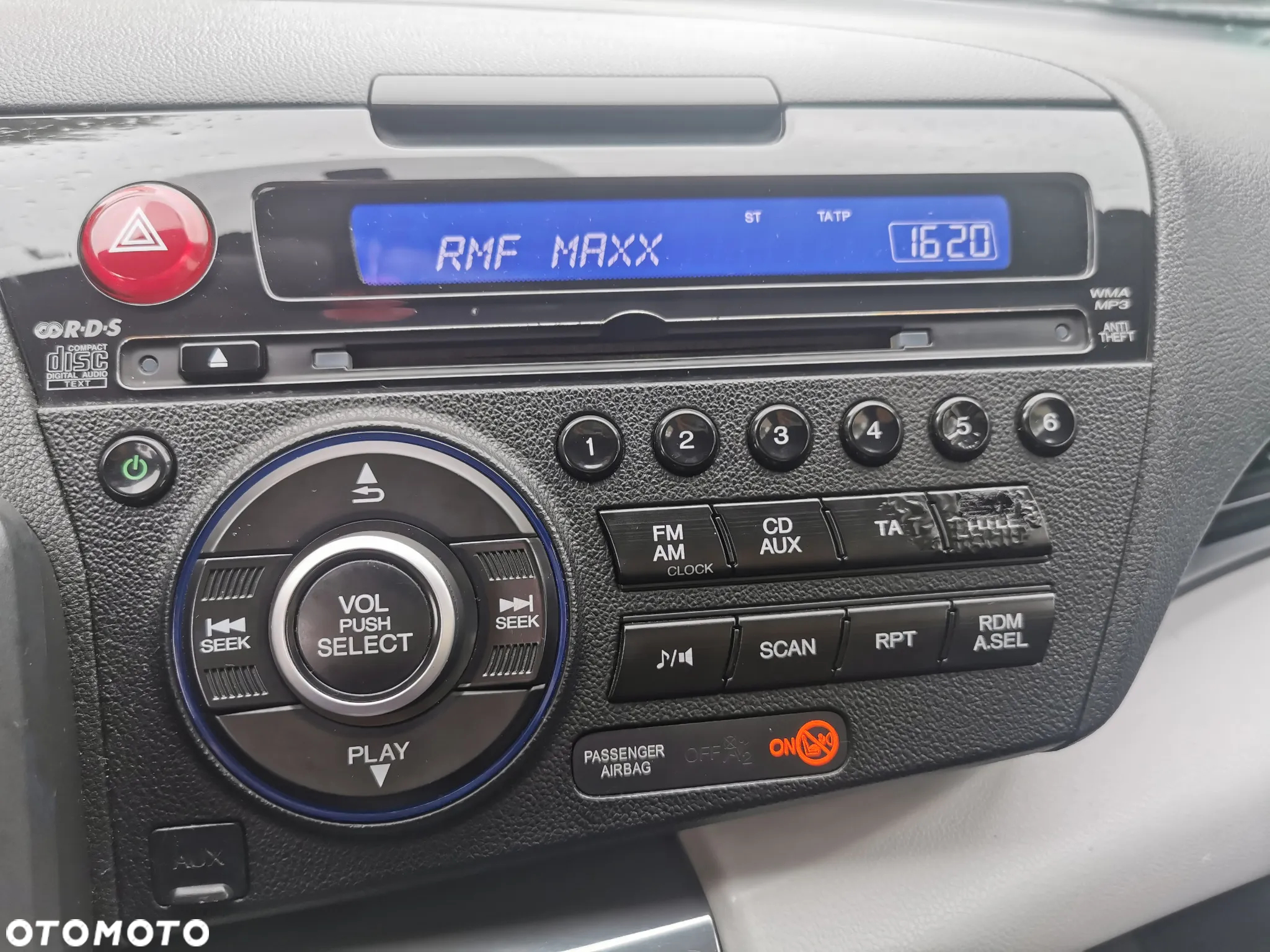 Honda CR-Z - 12