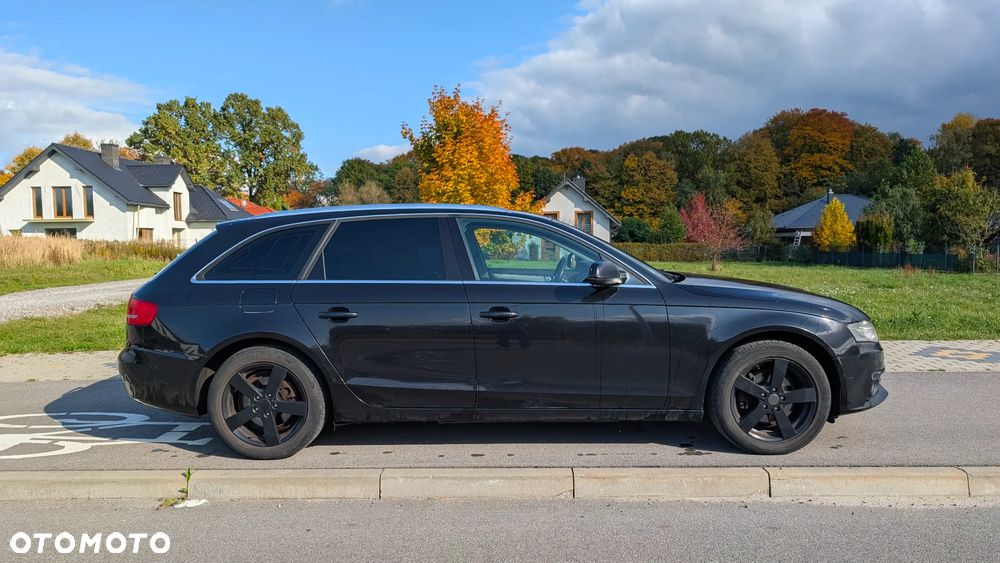 Audi A4 Avant - 13