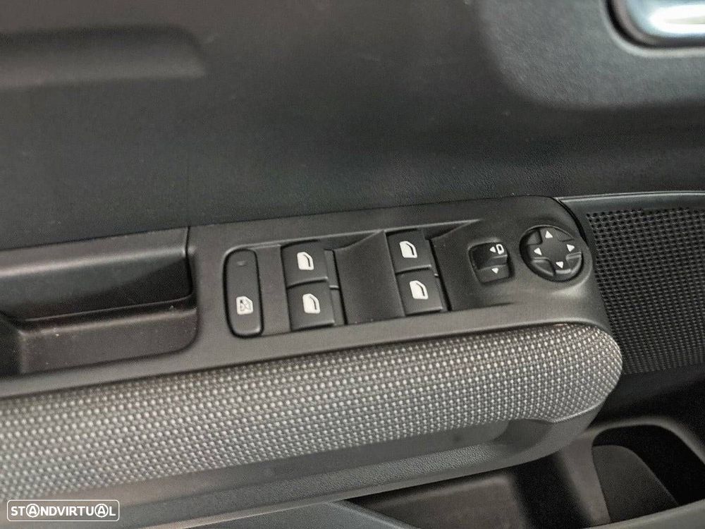 Citroën C3 Aircross 1.2 PureTech Plus - 19