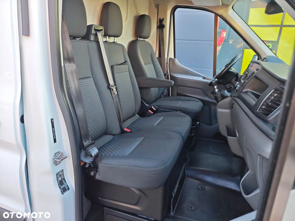Ford Transit - 29