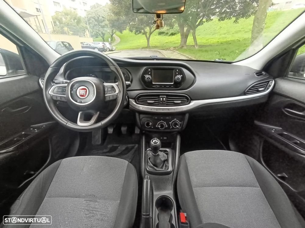 Fiat Tipo 1.3 M-Jet Pop - 23