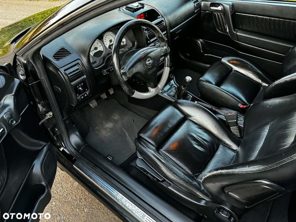 Opel Astra 2.2 Sport - 8