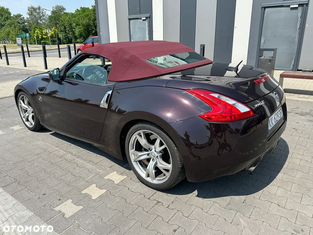 Nissan 370 Z Black Edition - 5