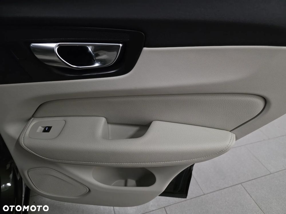 Volvo XC 60 D4 Geartronic Inscription - 24