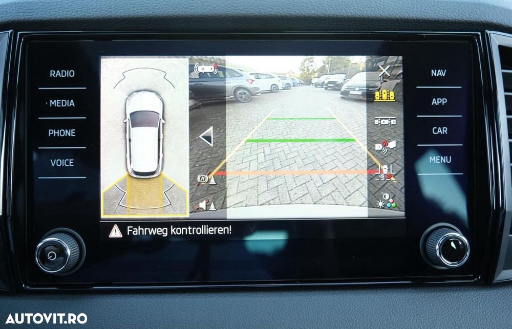 Skoda Karoq 2.0 TDI 4X4 DSG Sportline - 24