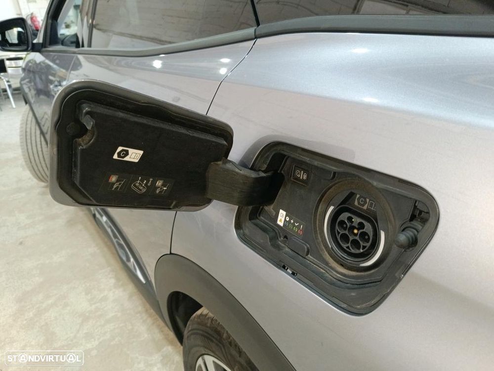 Peugeot 3008 1.6 Hybrid Allure Pack e-EAT8 - 11